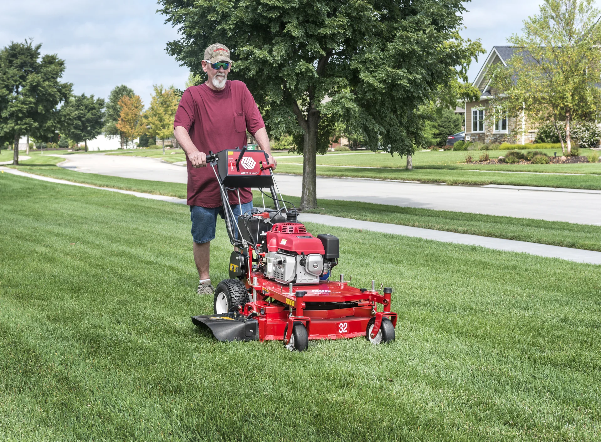 32" Import Walk-Behind Mower — Honda 10.7 HP Recoil - Image 3