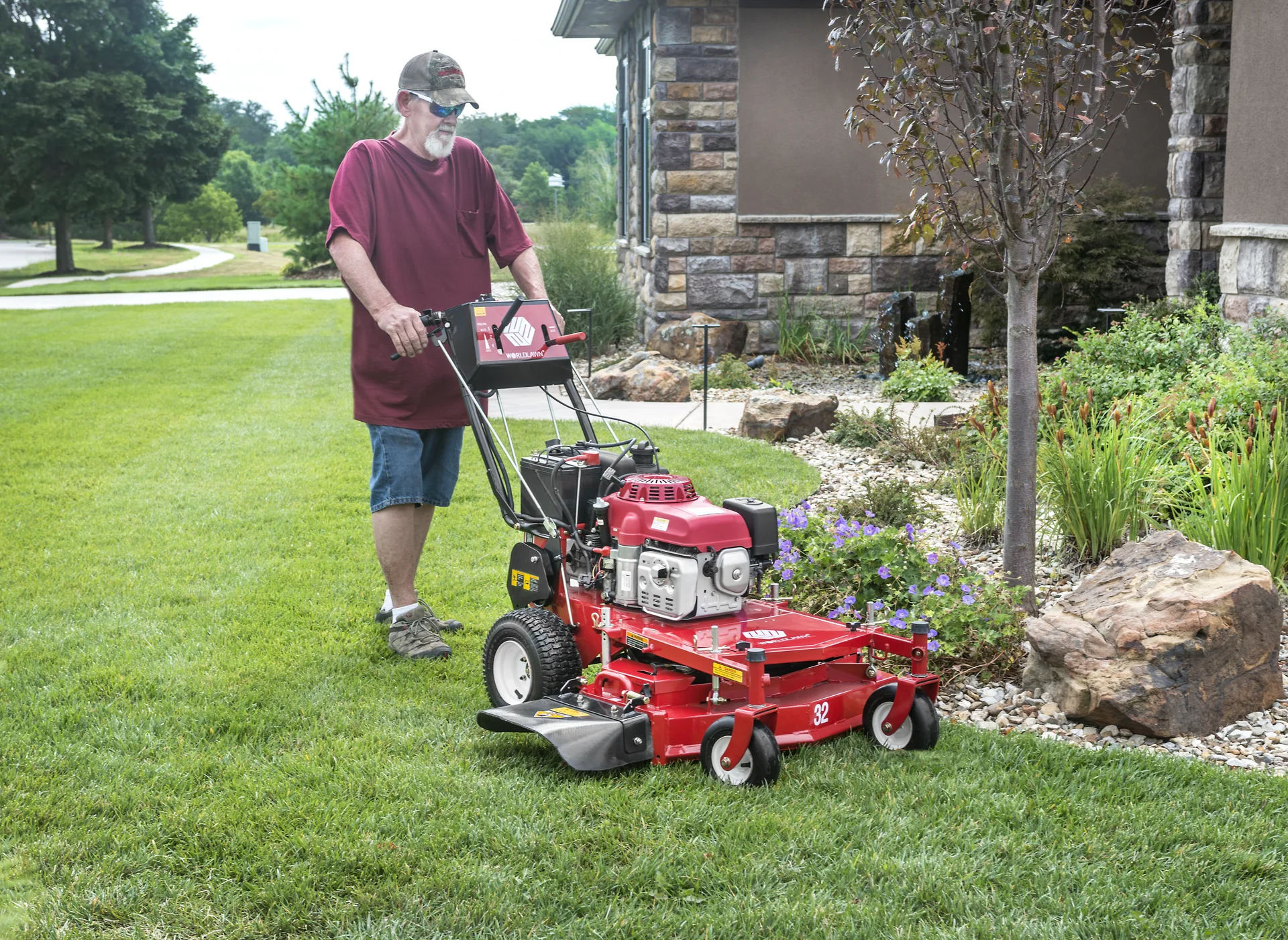 32" Import Walk-Behind Mower — Honda 10.7 HP Recoil - Image 5