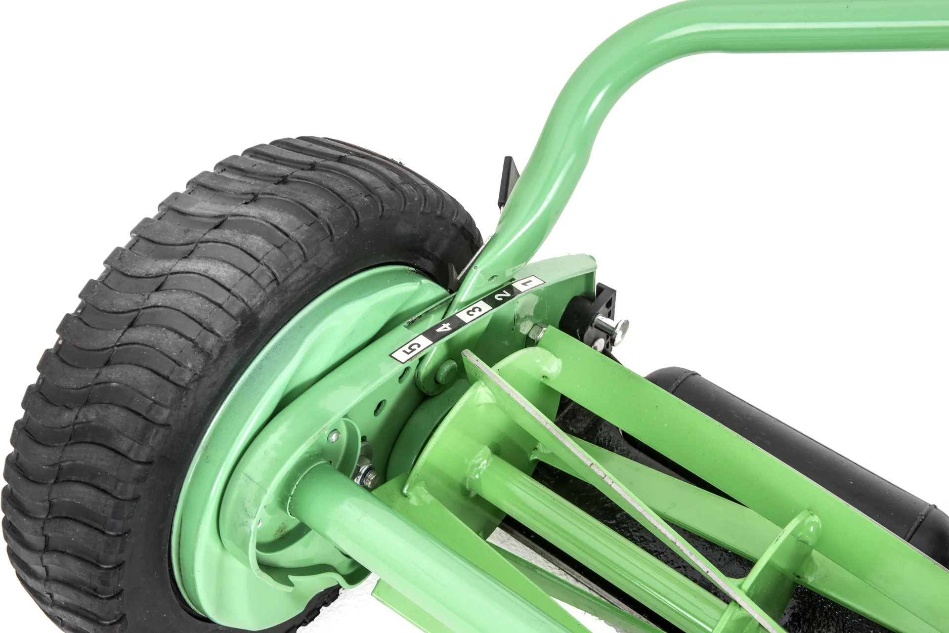 ECOREEL 18" Reel Mower with Bagger - Image 3