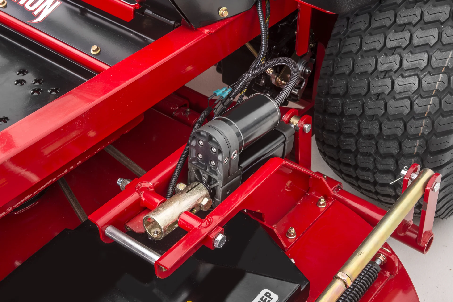 Python 72" Commercial Zero-Turn — Briggs & Stratton Vanguard 37 HP EFI (Rear Discharge) - Image 18