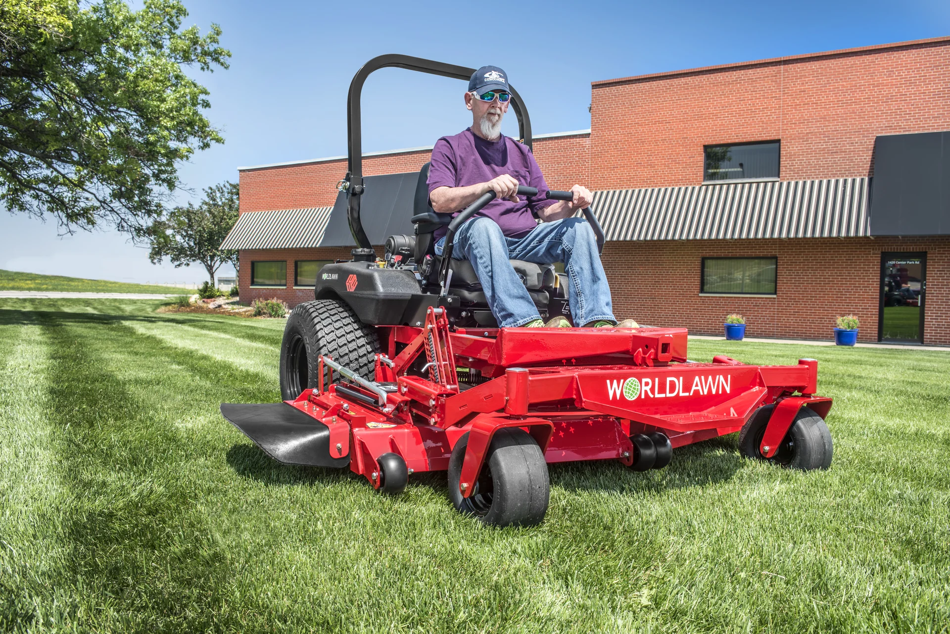 Python 72" Commercial Zero-Turn — Briggs & Stratton Vanguard 37 HP EFI (Side Discharge) - Image 17